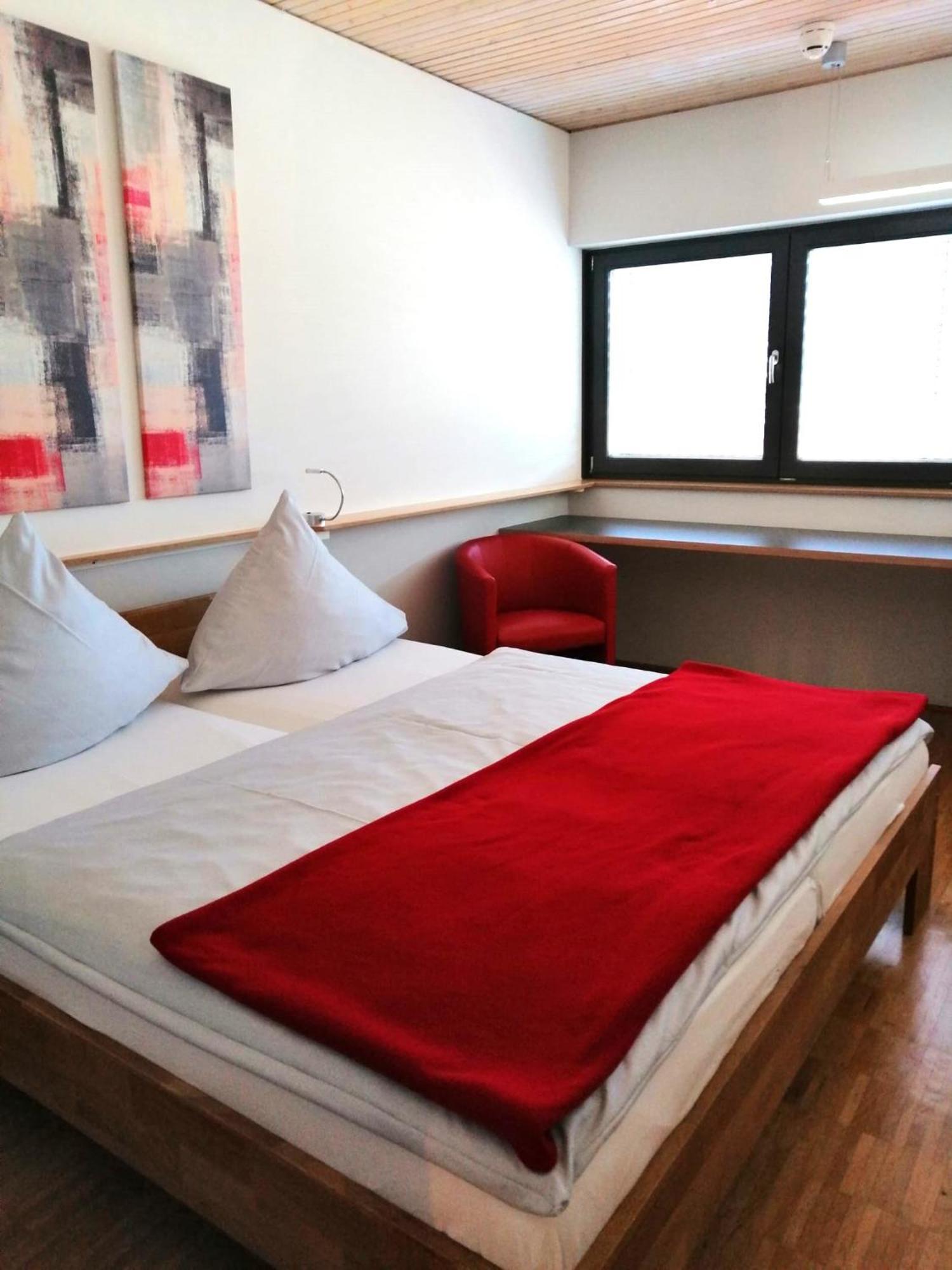 Bed&Breakfast Rotes Haus Uberlingen Exterior foto
