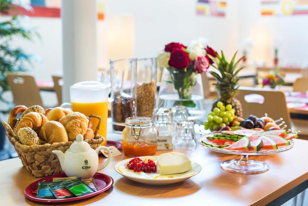 Bed&Breakfast Rotes Haus Uberlingen Exterior foto